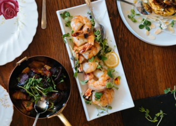 Exploring the Rise of Plant-Based Meat Alternatives: A Look at the Latest Food Trend